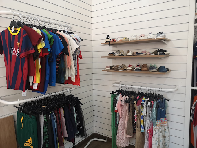 botiga de roba d'inserció a Martorell i el Vendrell.